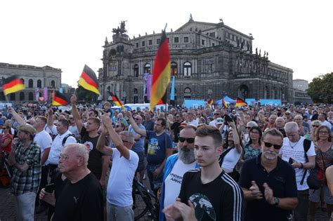 How to watch the eastern German elections like a pro.
